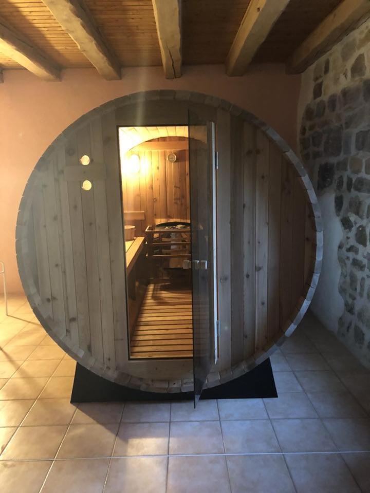 Le Moulin Des Oyes Bed & Breakfast Censeau Exterior photo