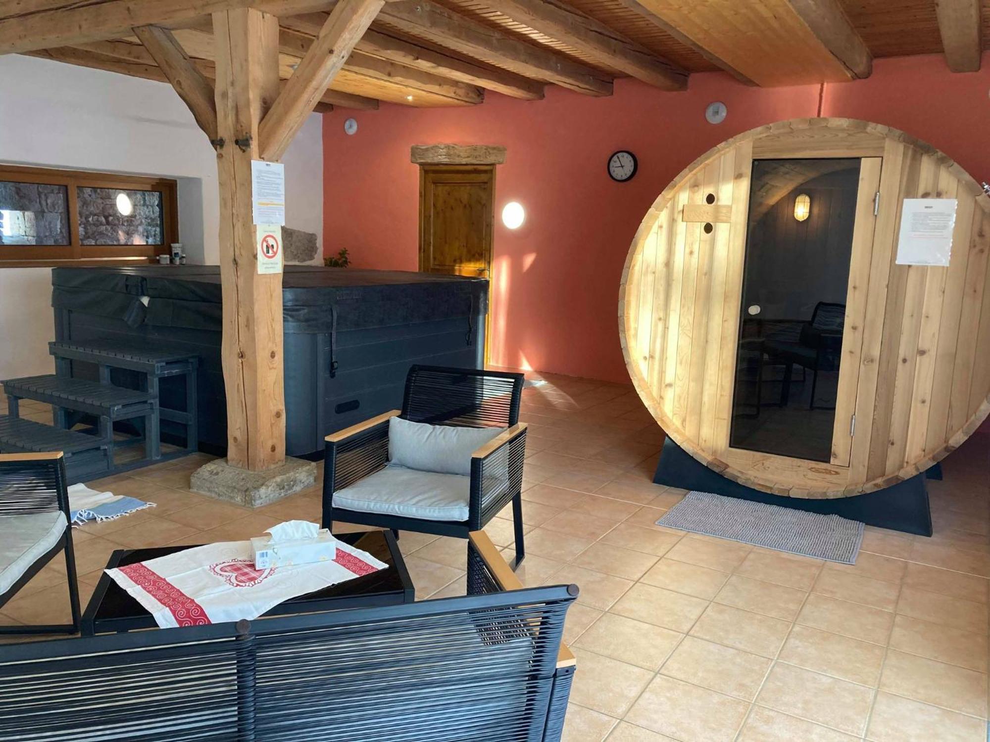 Le Moulin Des Oyes Bed & Breakfast Censeau Exterior photo