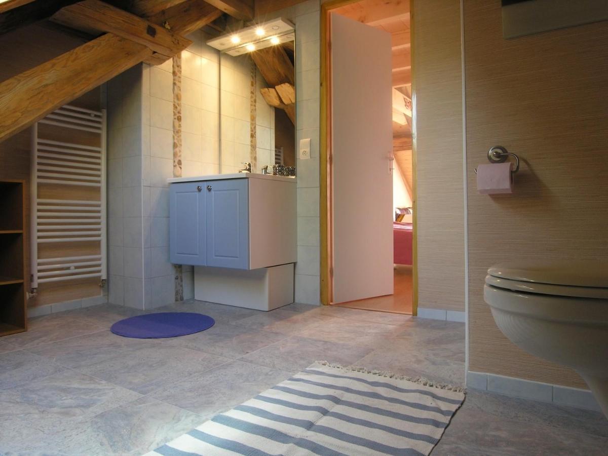 Le Moulin Des Oyes Bed & Breakfast Censeau Exterior photo